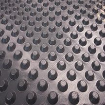Nappe de protection alvéolaire pour mur enterré - 500 gr - rouleau de 20x1 m